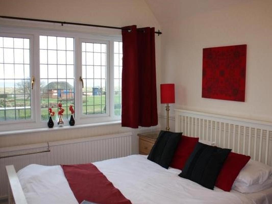 The Kensington Hotel Great Yarmouth Room photo