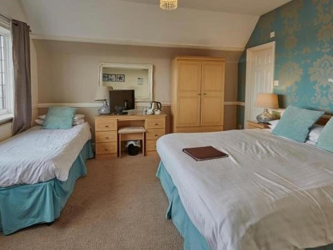 The Kensington Hotel Great Yarmouth Room photo